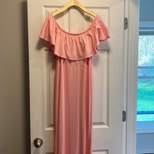 Pink maternity dress. Worn once for maternity photos.